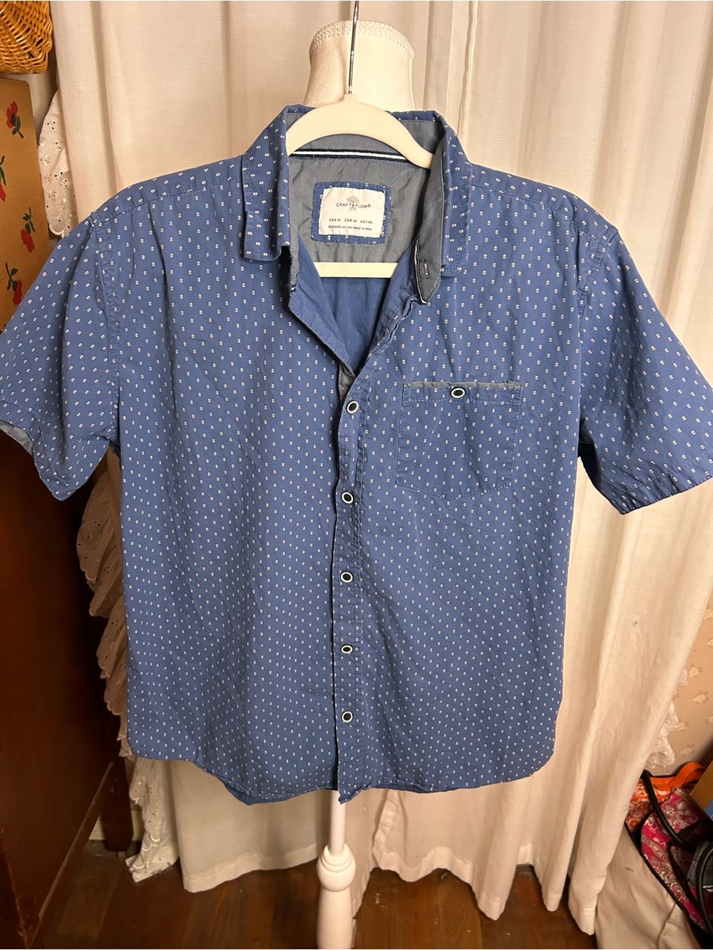 Craft + Flow Mens M Shirt Blue White Geometric Dot Print Short Sleeve Casual
